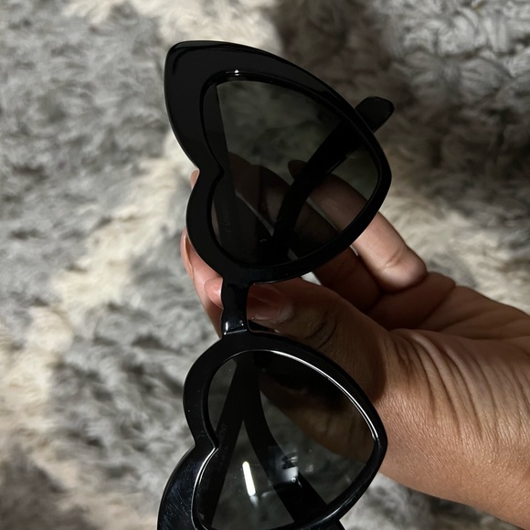 Saint Laurent Lou Lou Sunglasses - Picture 4 of 5